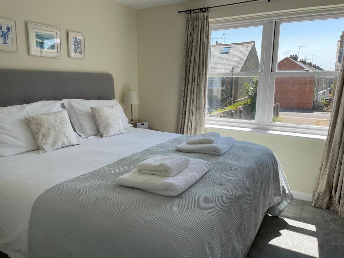 Villa Courtyard House, With Parking And Patio Garden Whitstable Esterno foto